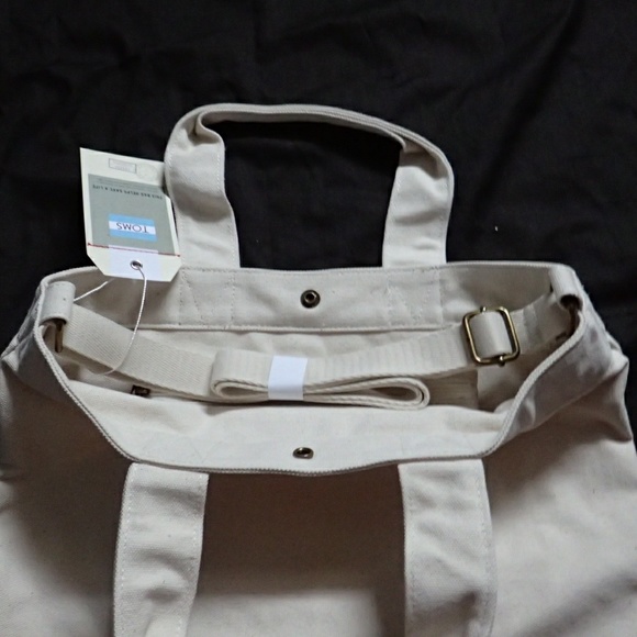 ❌SOLD❌ Toms Beige with Pink Tote Bag - NWT - Picture 3 of 4